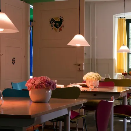 Landgasthof Adler Bett & Fruhstuck Oda ve Kahvaltı *