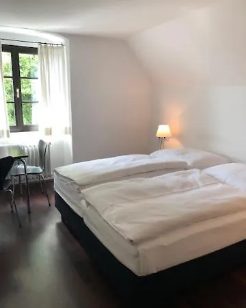 Landgasthof Adler Bett & Fruhstuck Oda ve Kahvaltı