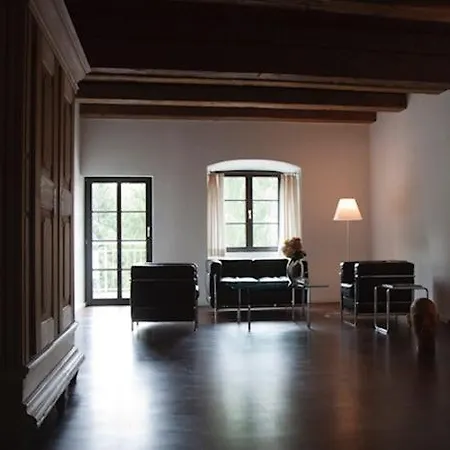 Landgasthof Adler Bett & Fruhstuck Oda ve Kahvaltı *