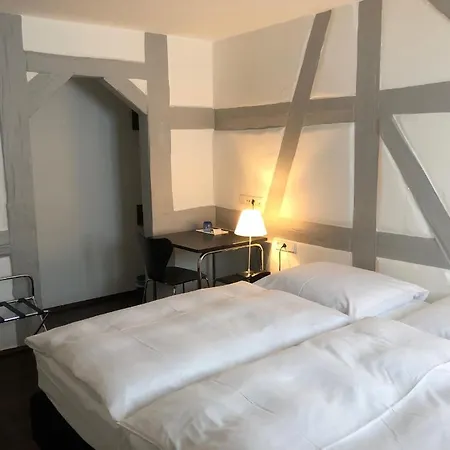 Oda ve Kahvaltı Landgasthof Adler Bett & Fruhstuck *